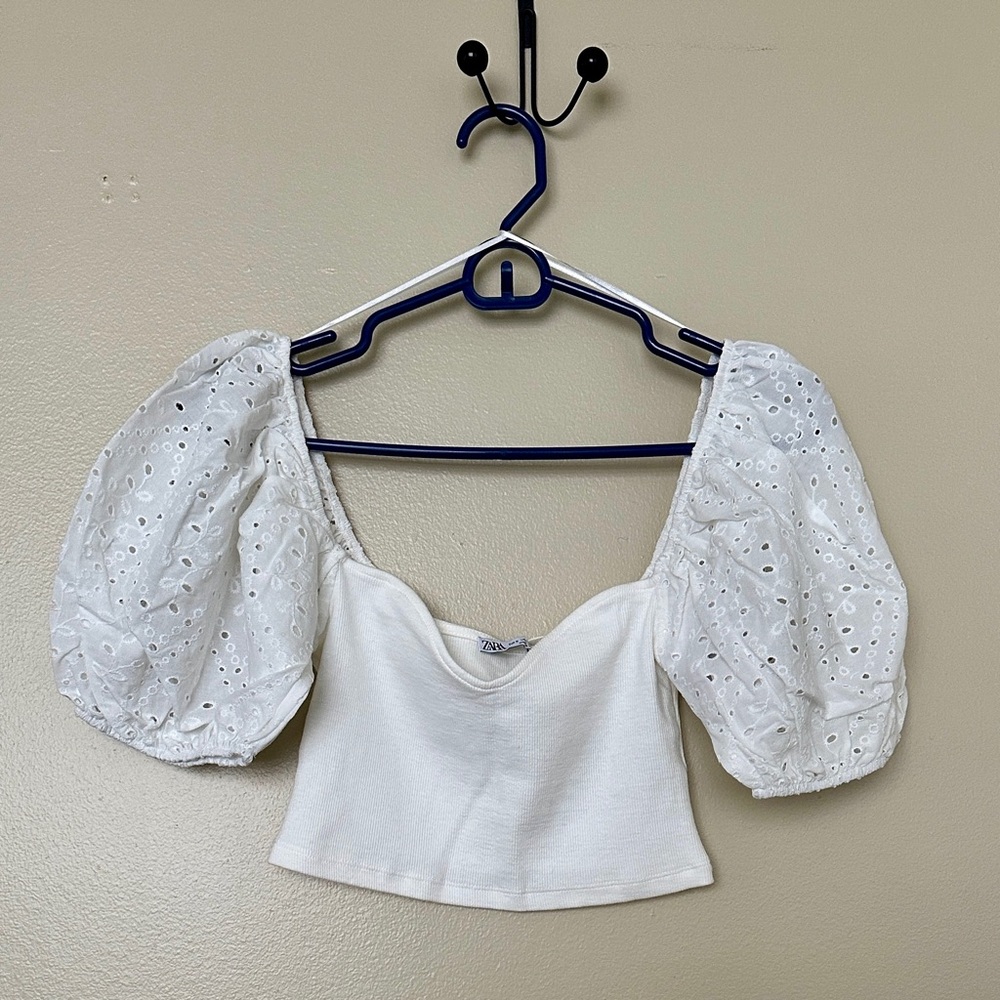 Zara White Eyelet Puff Sleeve Crop Top